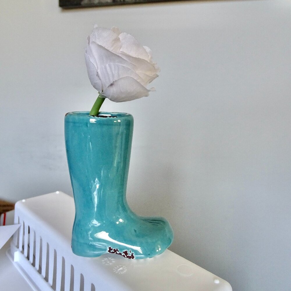 NWOT Rubber Boot Bud Vase